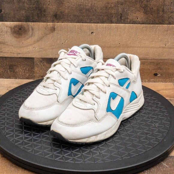 NIKE REGRIND WOMENS ATHLETIC SHOES VINTAGE 1997 RUNNING WALKING GYM LOW SIZE 8 - Picture 1 of 9